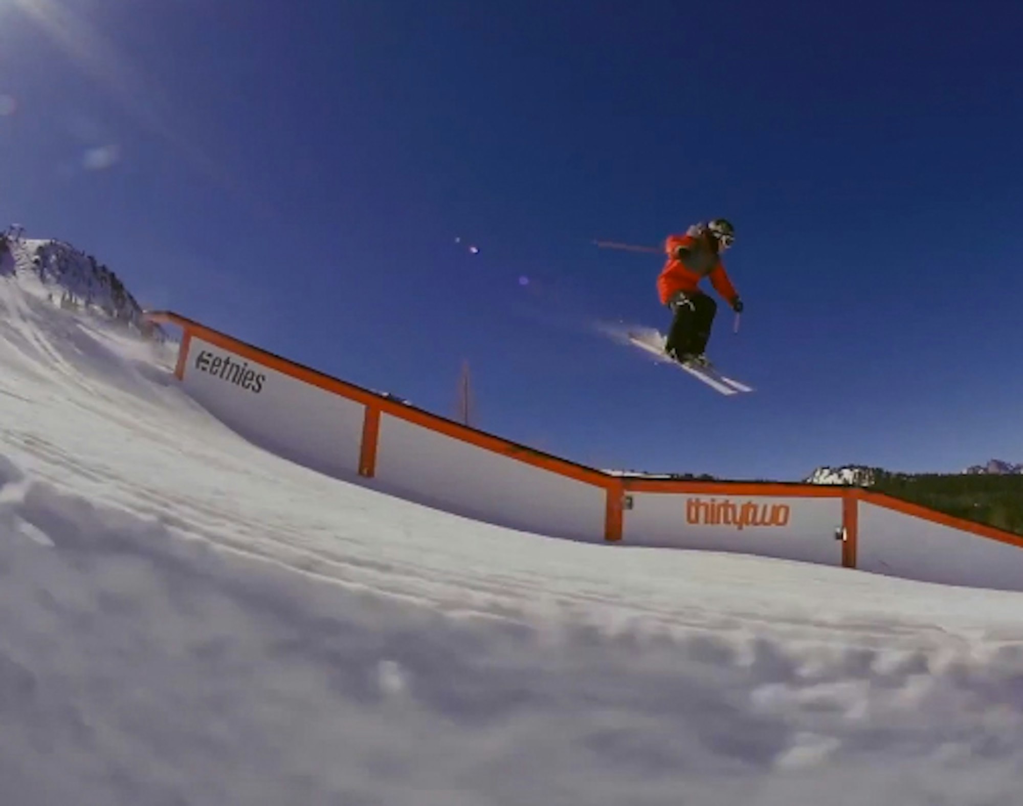 Mammoth Mondays: Bobby Brown and Alex Schlopy shred Main Park