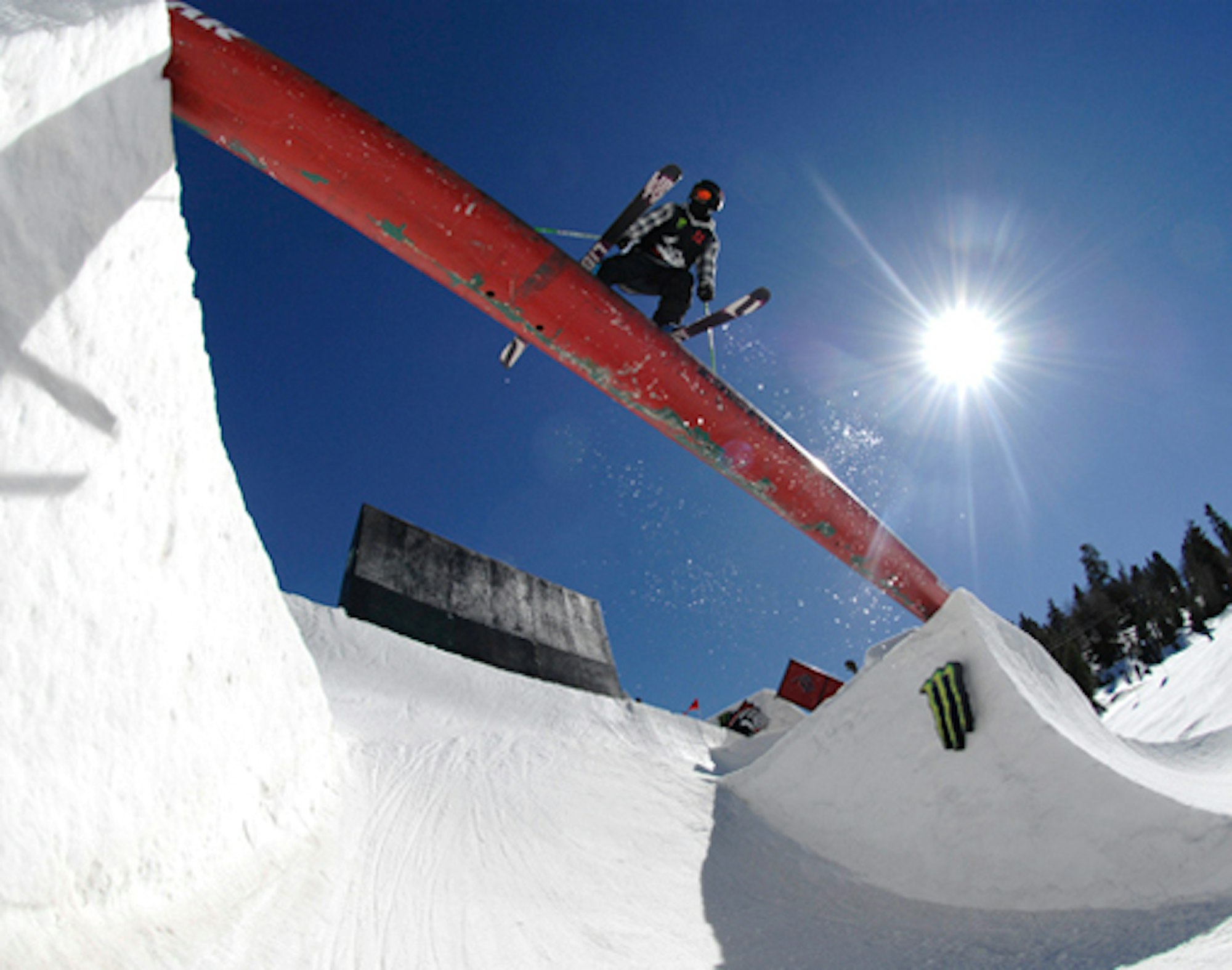 Compete against the world's best jibbers, sign up now for 2013 War of Rails