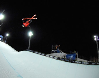 Watch video of the top three runs, 2013 X Games Aspen men's superpipe finals