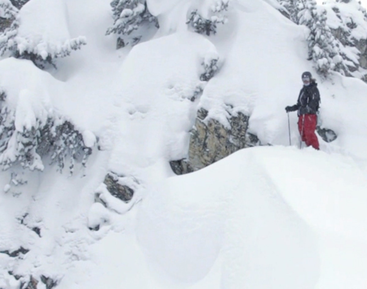 Sage Cattabriga-Alosa shreds pow in Les Arcs, waiting for Red Bull Linecatcher to kick off