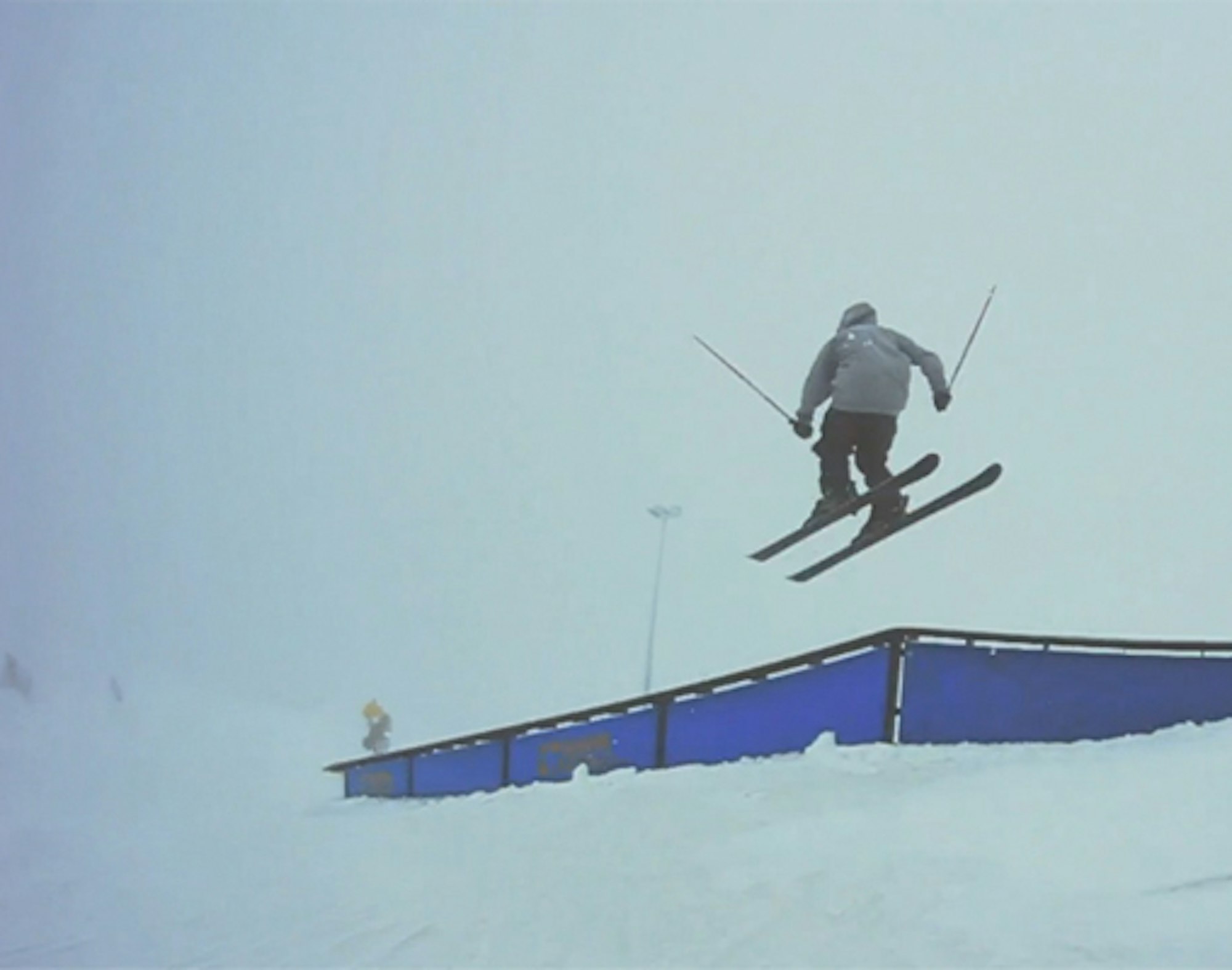 TJ Schiller releases new edit, a couple of foggy days at Snow Park, NZ