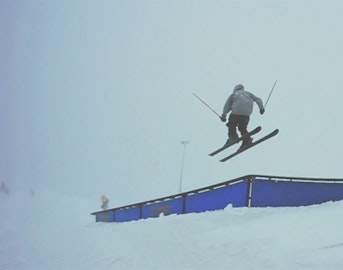 TJ Schiller releases new edit, a couple of foggy days at Snow Park, NZ