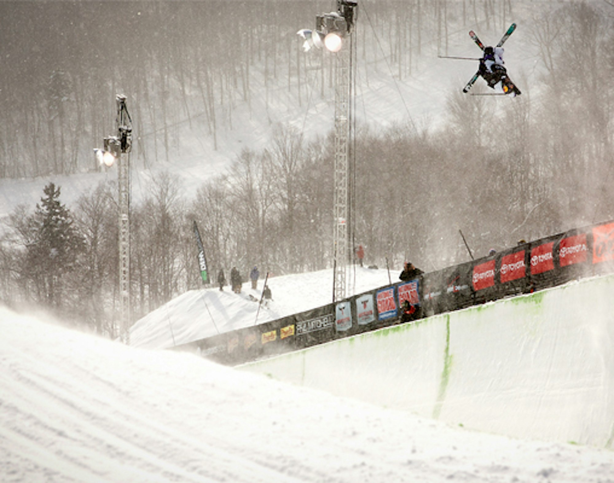 Dew Tour iON Mountain Championships daily schedule released, ski big air to debut on December 13
