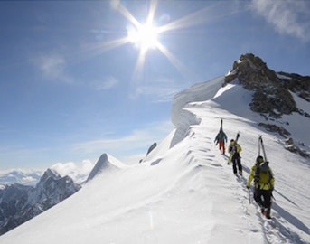 Nate Wallace shares behind the scenes footage from making of "The Ordinary Skier"