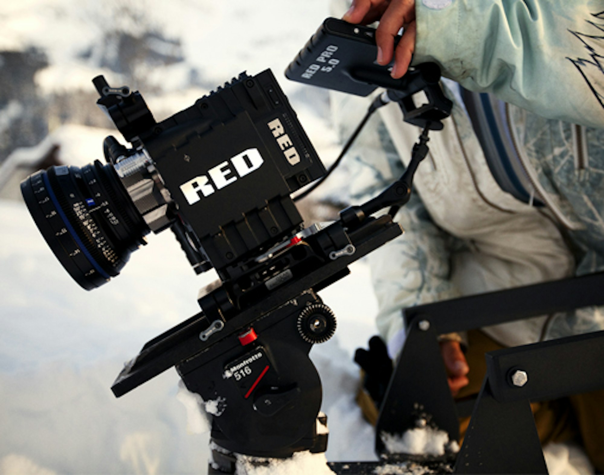 Quiksilver and Candide Thovex announce North American "Few Words" premiere tour