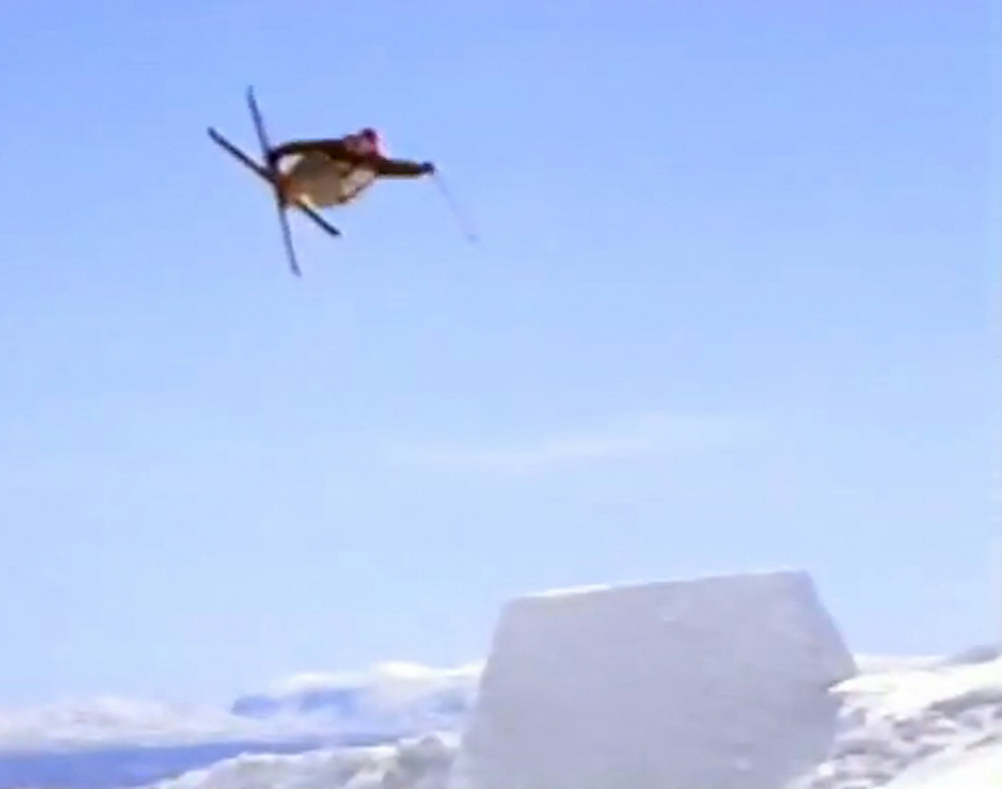 Armada celebrates 10th birthday, digs up first ever team video