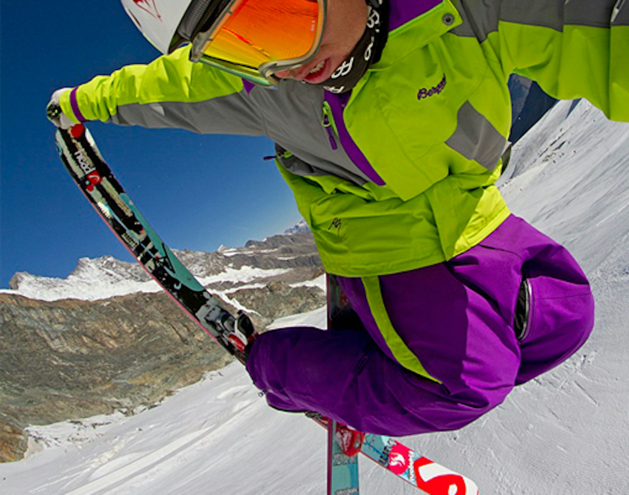 Norwegian Anders Backe shreds park laps on Saas Fee glacier, SUI