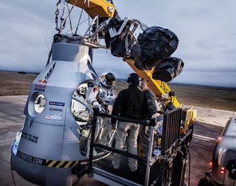 Watch the live feed of Baumgartner's 120,000 foot supersonic freefall