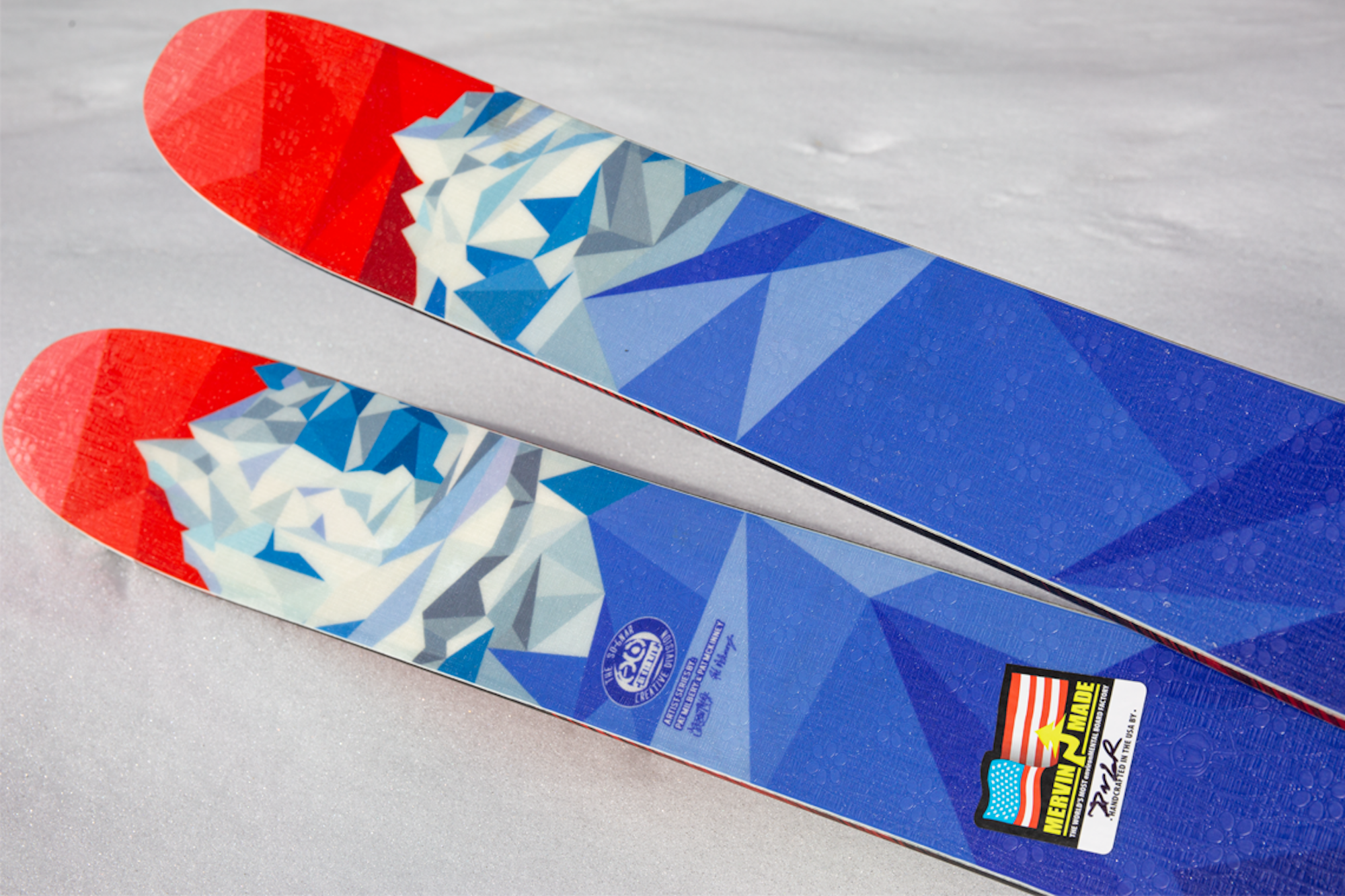 [Giveaway] Win custom Michelob Ultra x Lib Tech skis