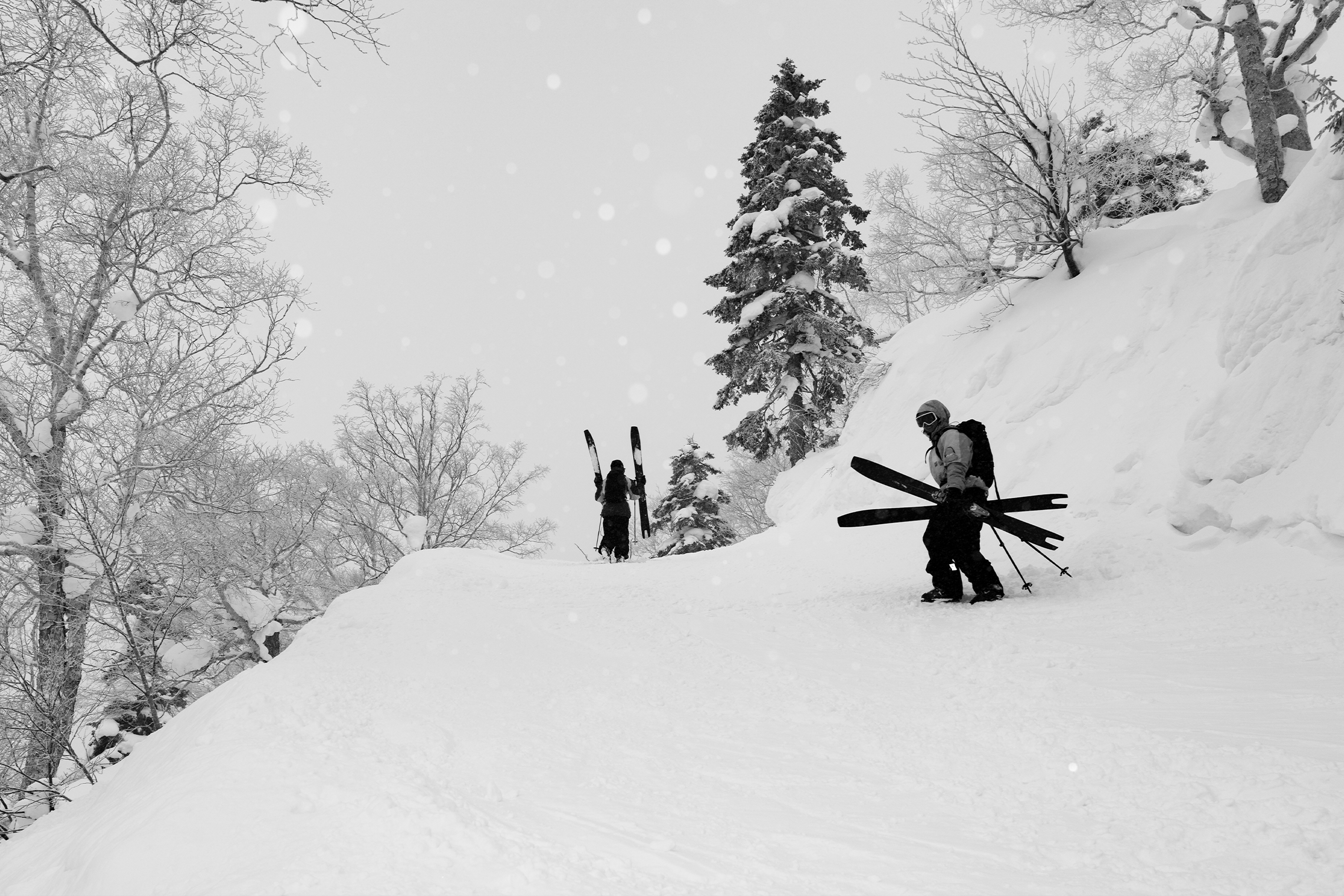 "inefficient joy _" Redefines What a Ski Movie Can Be