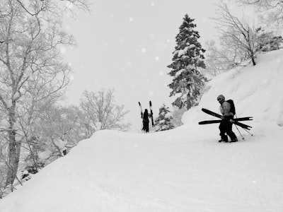 "inefficient joy _" Redefines What a Ski Movie Can Be