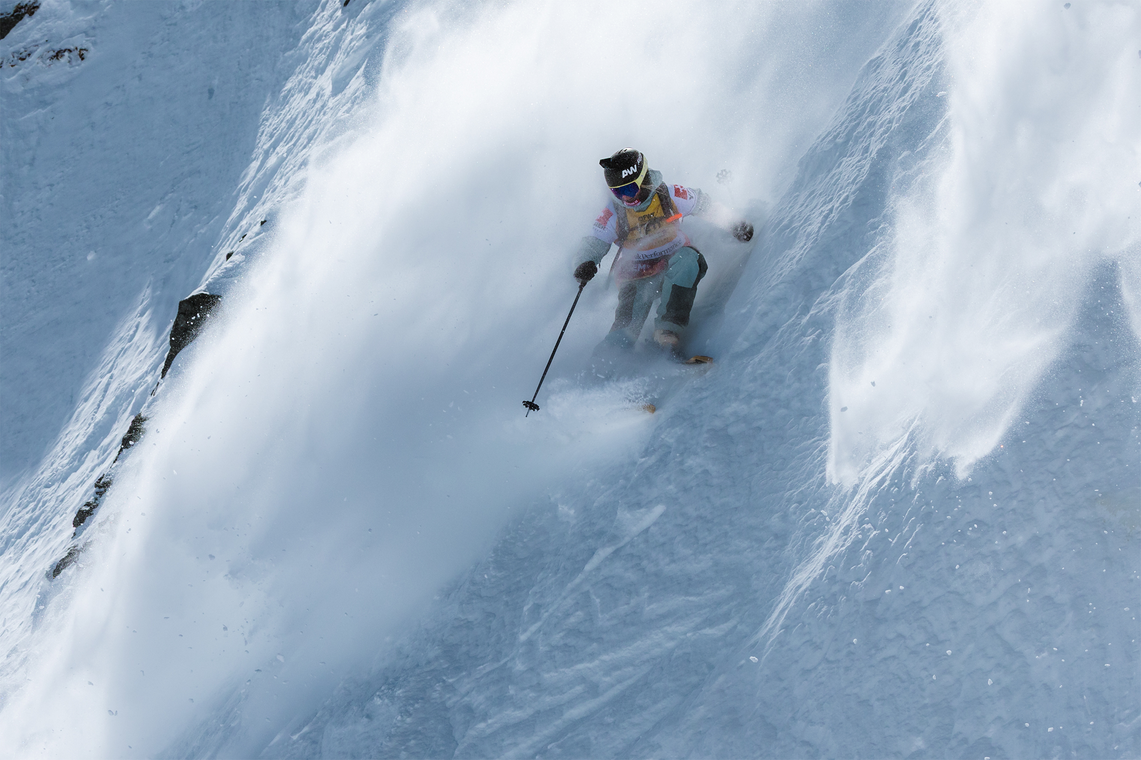 Chaos to Glory at Verbier as Freeride World Tour Champions Crowned