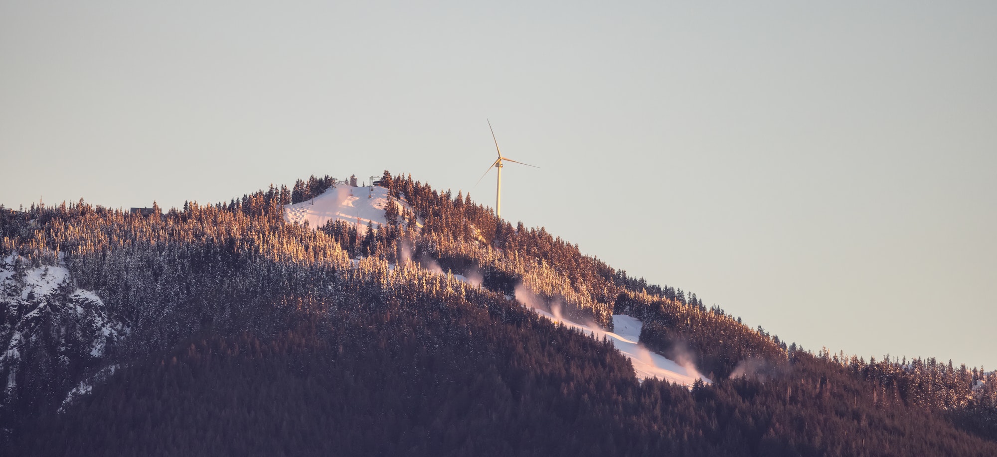 Sustainable Ski Resorts and How Skiers Can Reduce Impact