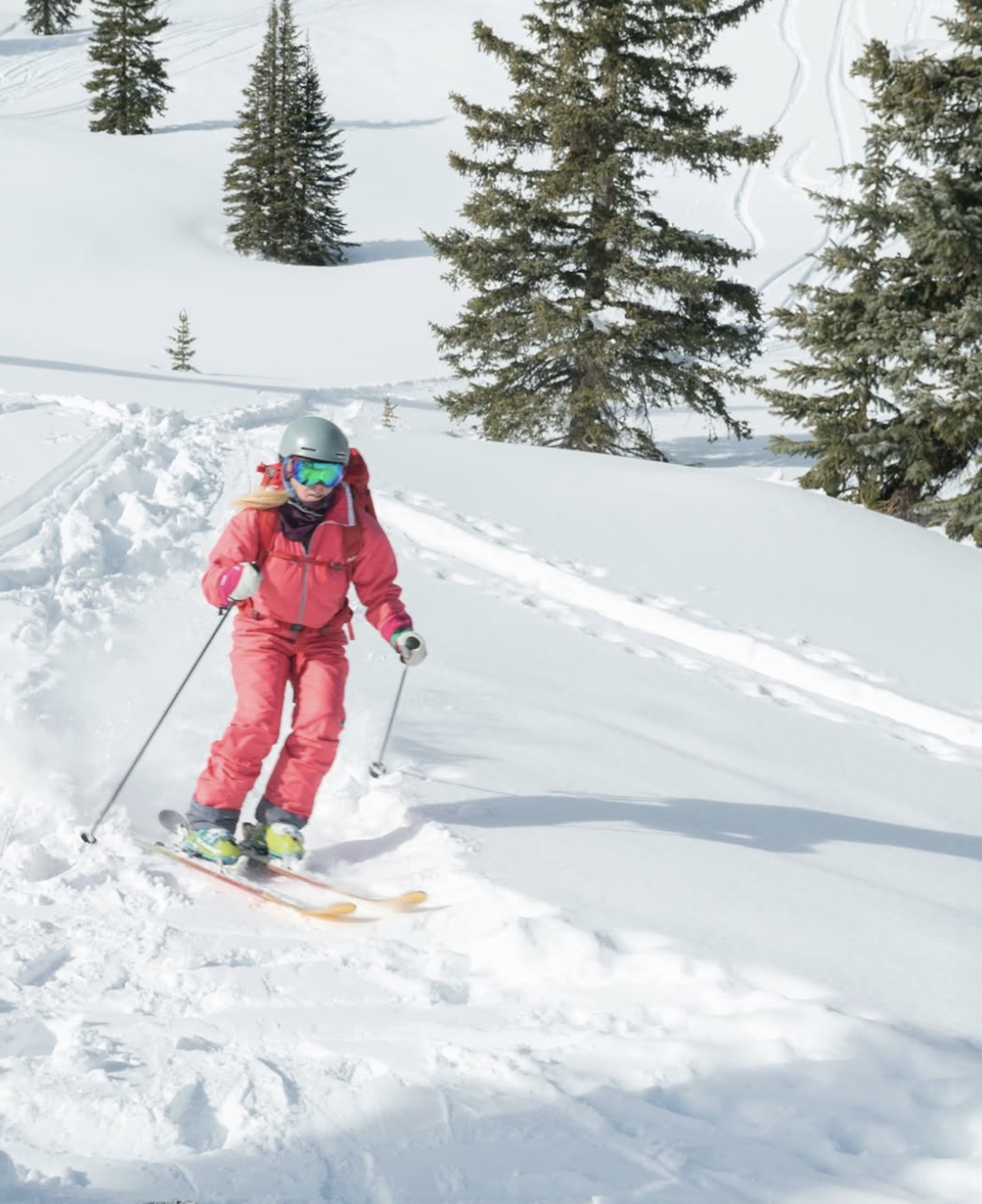 Jamie MoCrazy skiing