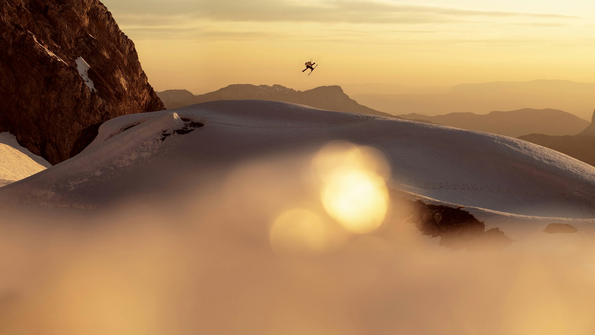 Manon Loschi Skiing in France