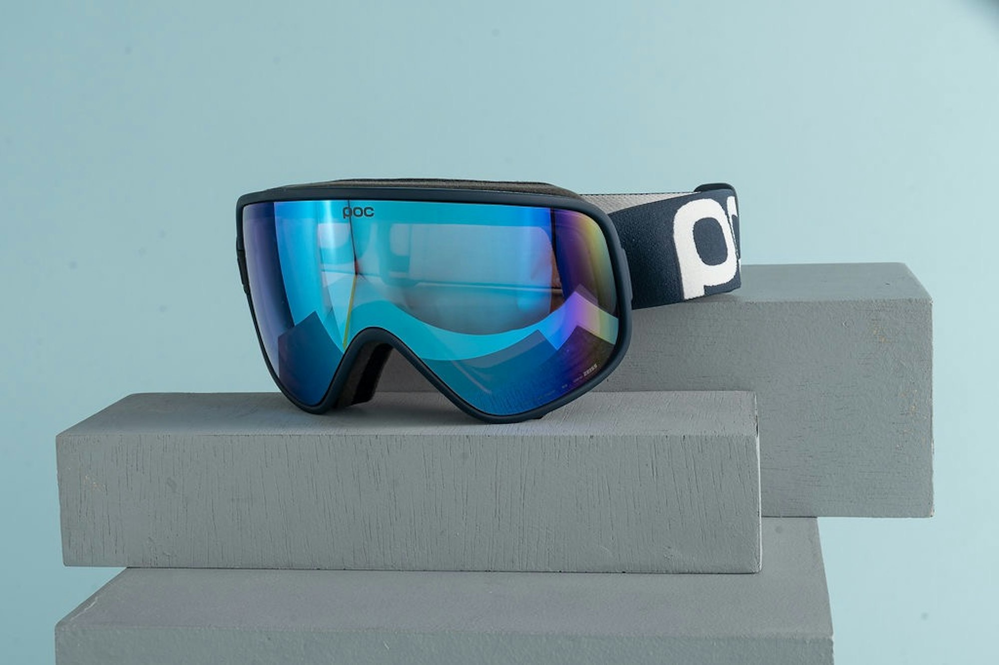 Blue tinted lens.