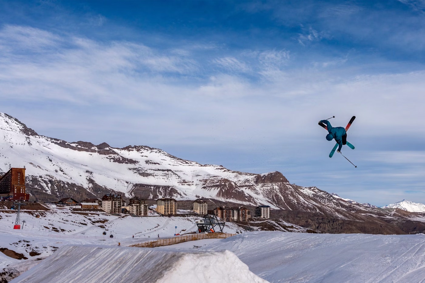 Jonah Williams Skiing Valle Nevado