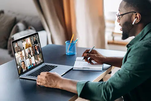 7 Tips for Employers on Managing a Hybrid Workforce