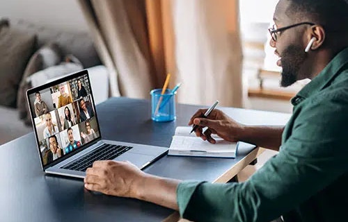 7 Tips for Employers on Managing a Hybrid Workforce