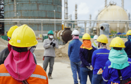 tool box talk on construction site