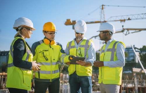 toolbox talk meeting with construction workers