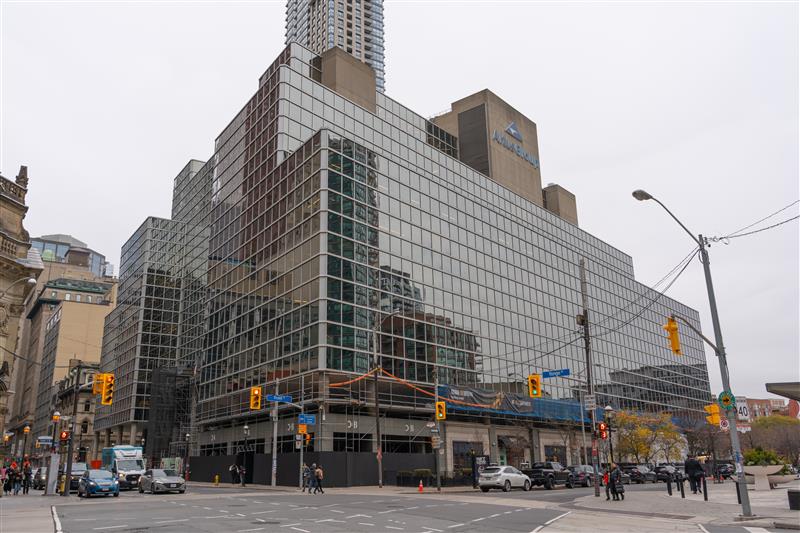 Peninsula Canada Toronto office outside