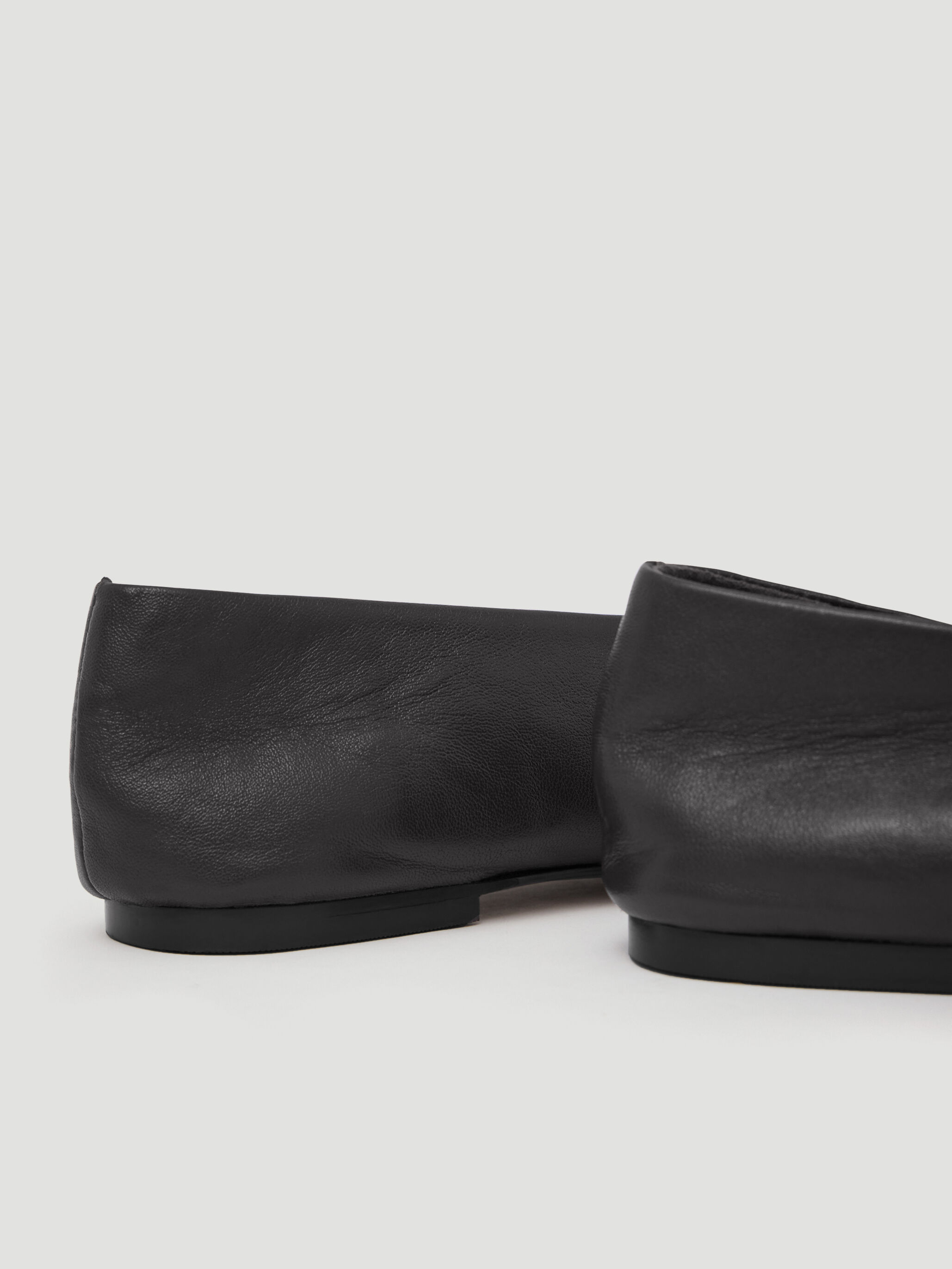 Asymmetric Leather Ballet Flats