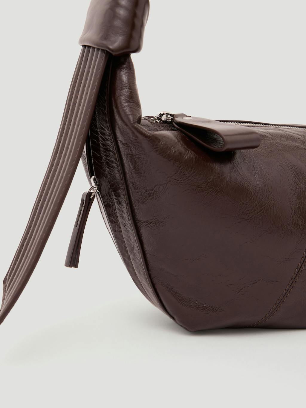 014114-0067-04 Oversized Leather Crescent Bag