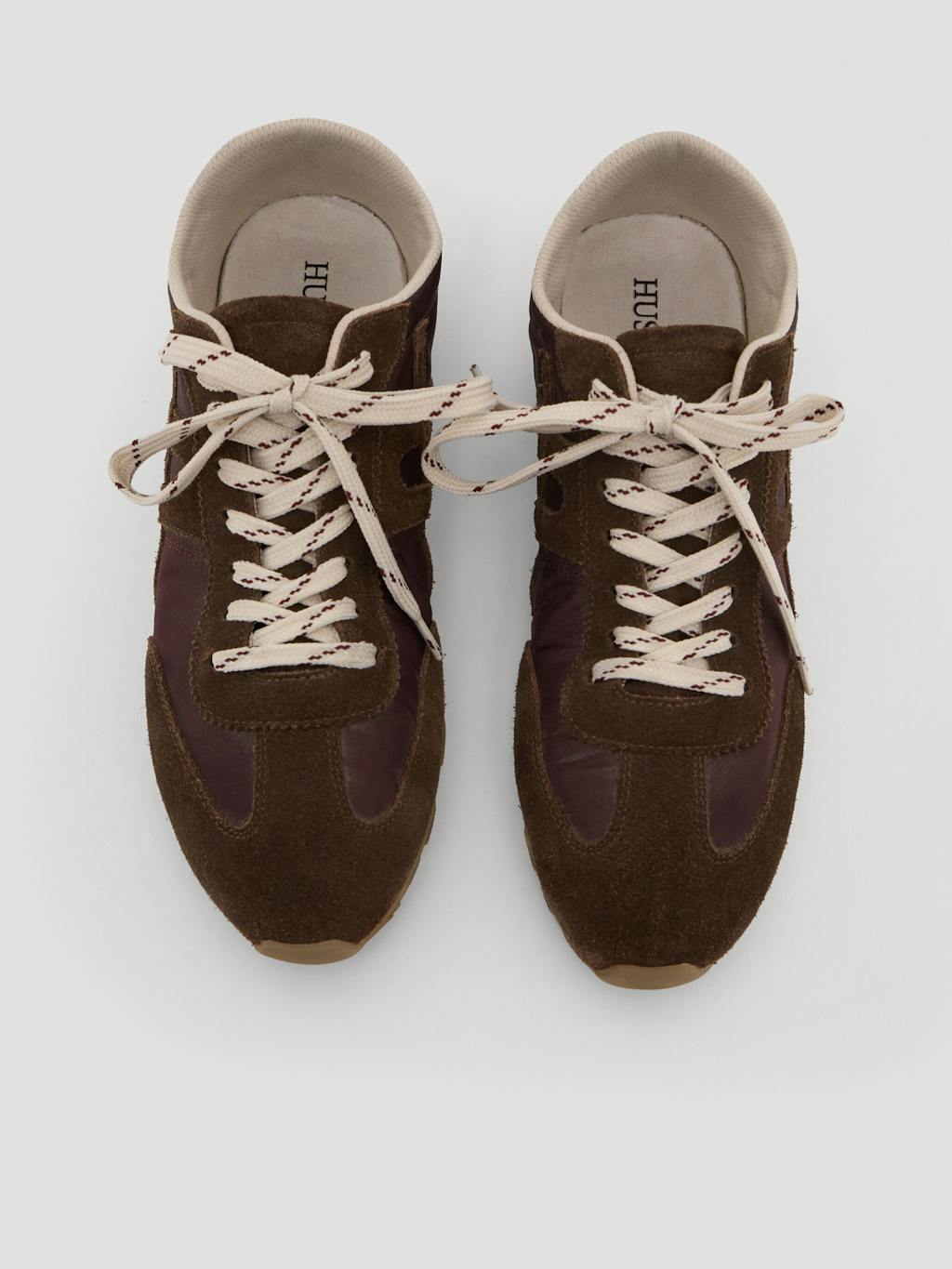 013722-3203-03 Suede Slimline Retro Trainers