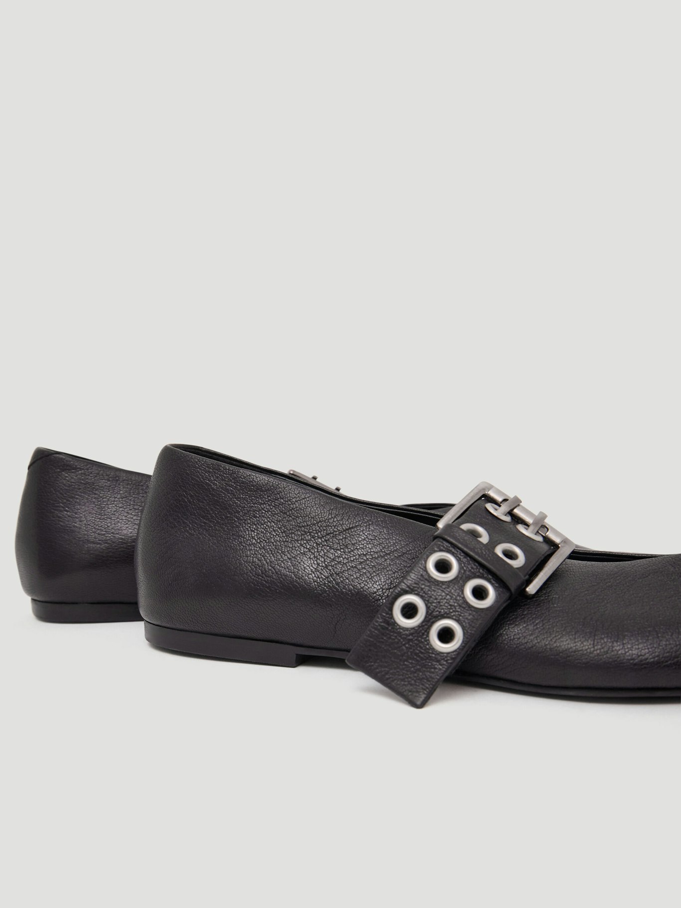 014020-0456-03 Buckled Leather Ballerina Flats