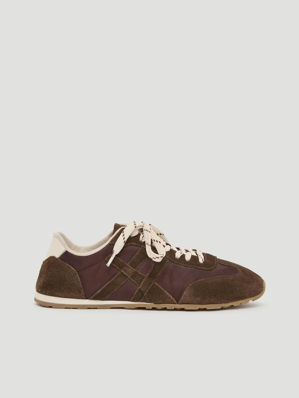 013722-3203-01 Suede Slimline Retro Trainers