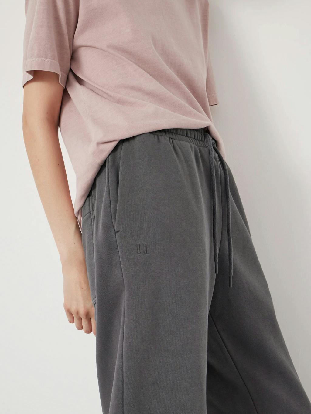 012289-4423-03 Alyna Pocket Detail Joggers