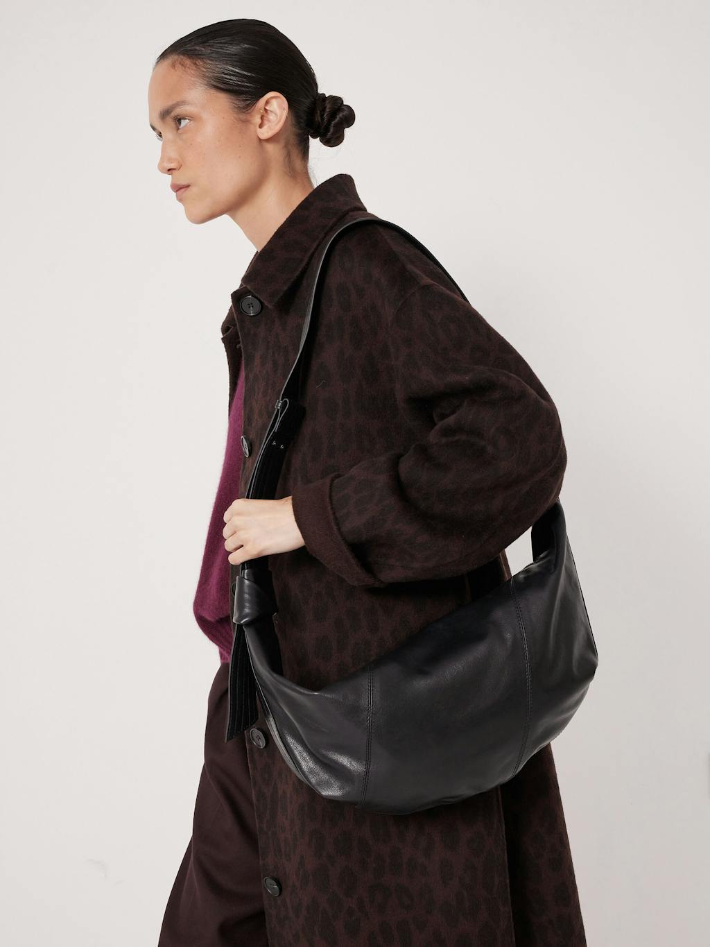 014114-0456-06 Oversized Leather Crescent Bag