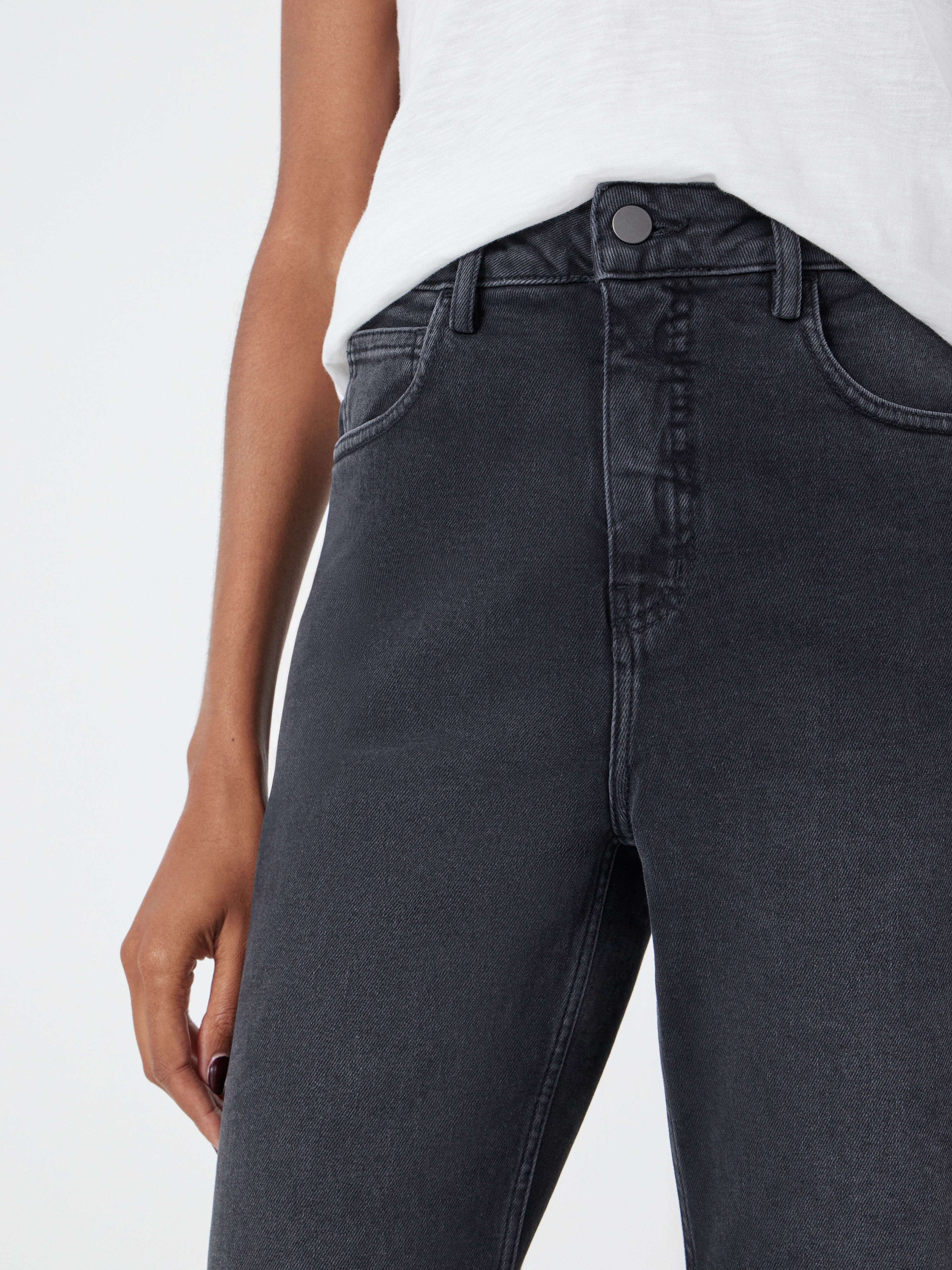 Nina Straight Crop Jeans