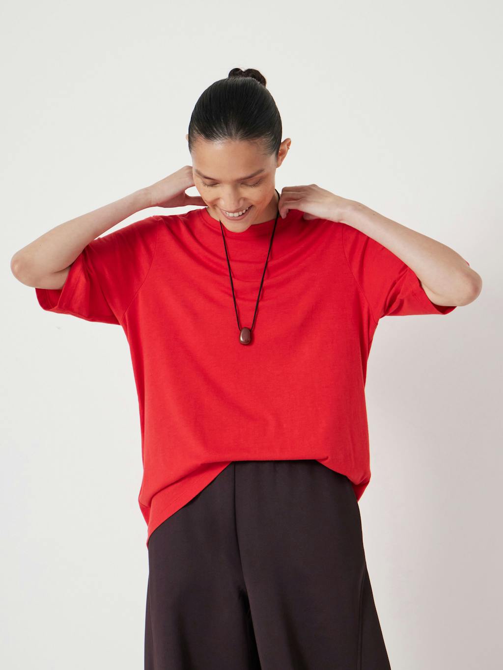 012549-0074-03 Reece Drapey T-Shirt