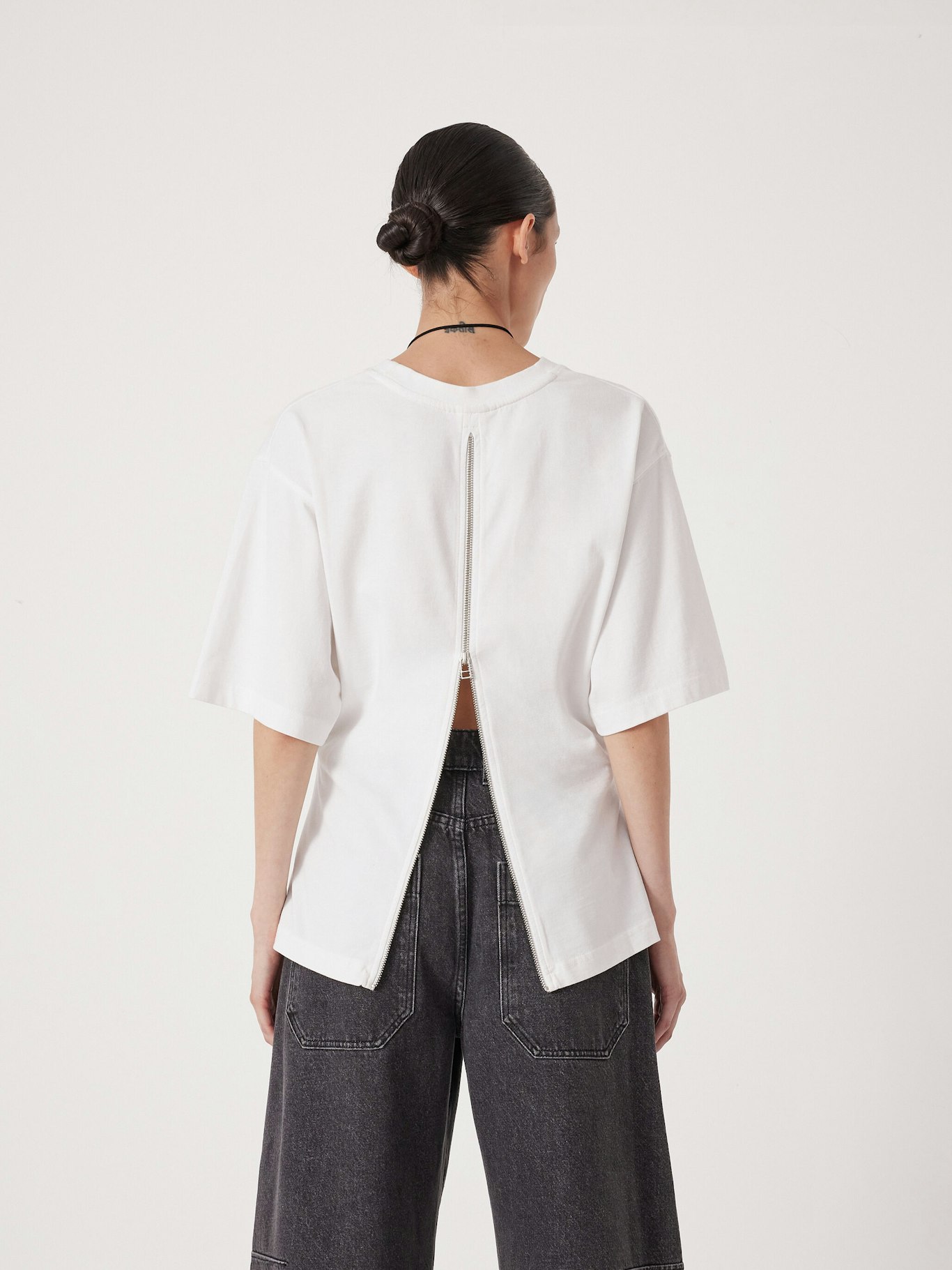 013785-0001-03 Zip Back Cotton T-Shirt