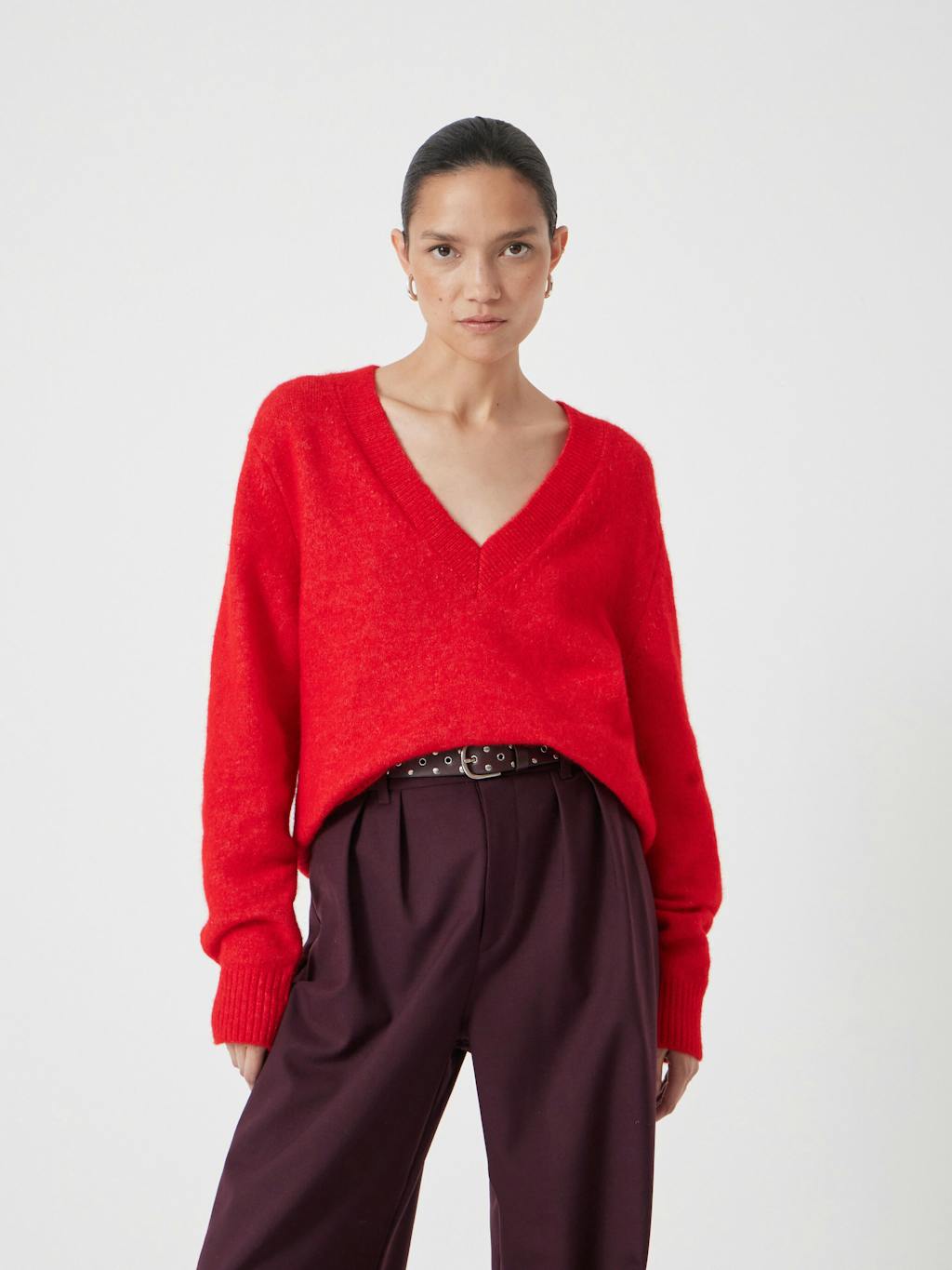 013934-1064-02 Wool Blend V Neck Jumper