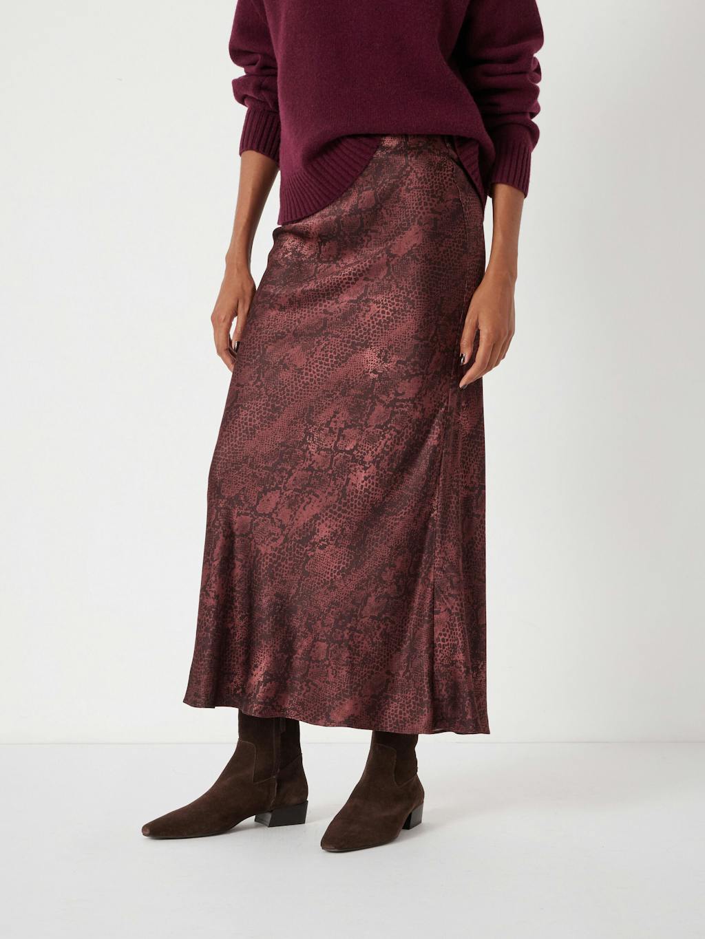 014249-4828-02 Simone Slinky Skirt