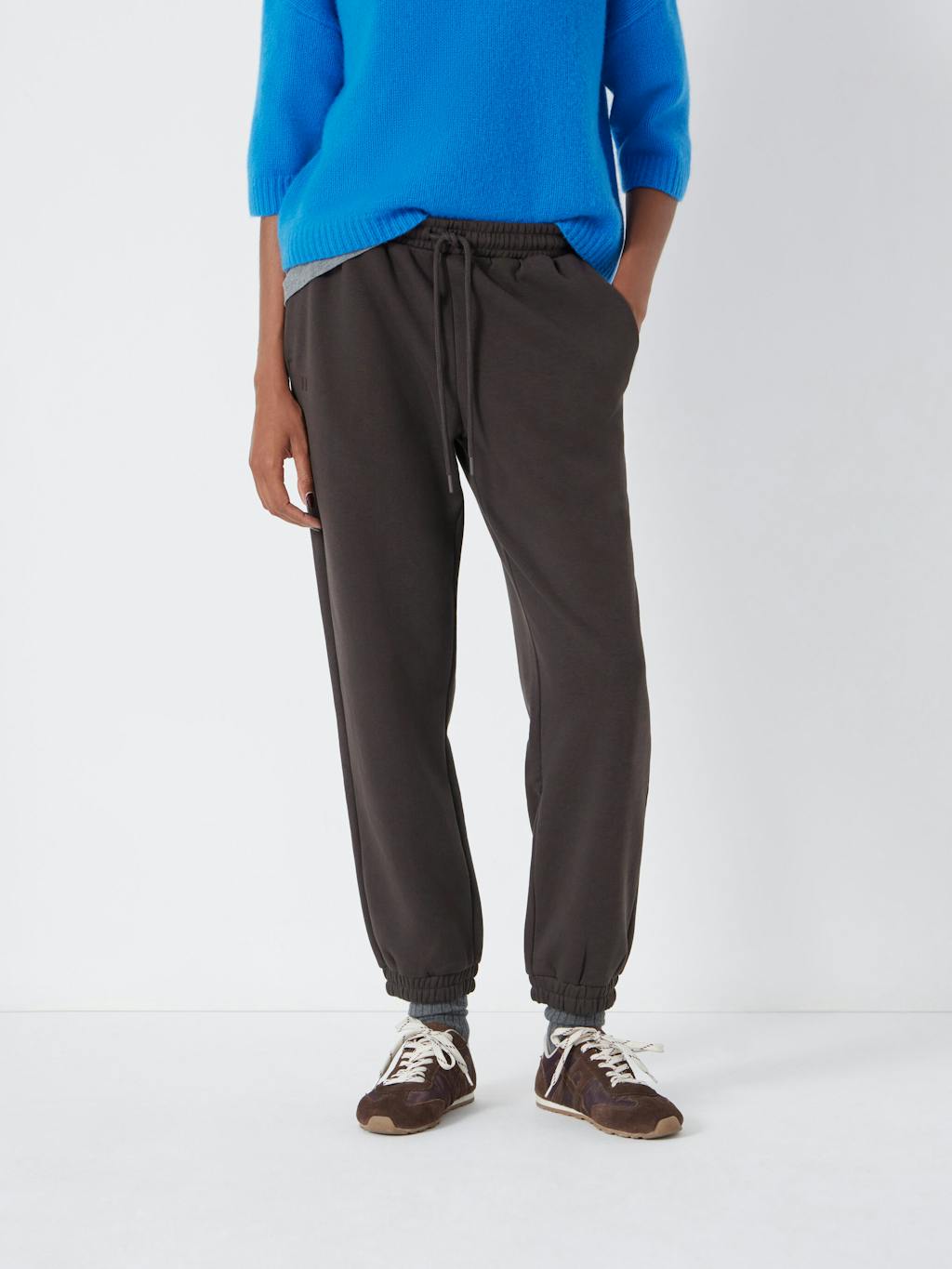 012289-0450-02 Alyna Pocket Detail Joggers