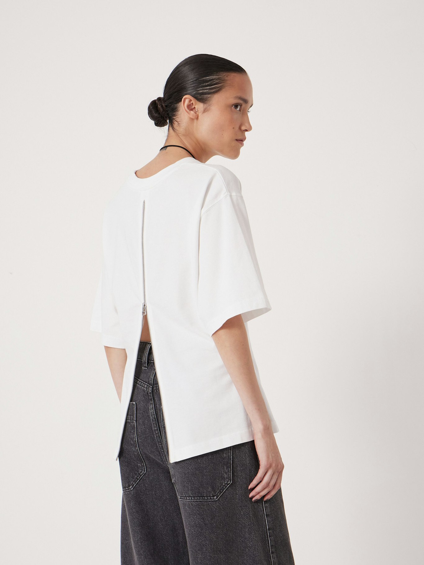 013785-0001-04 Zip Back Cotton T-Shirt