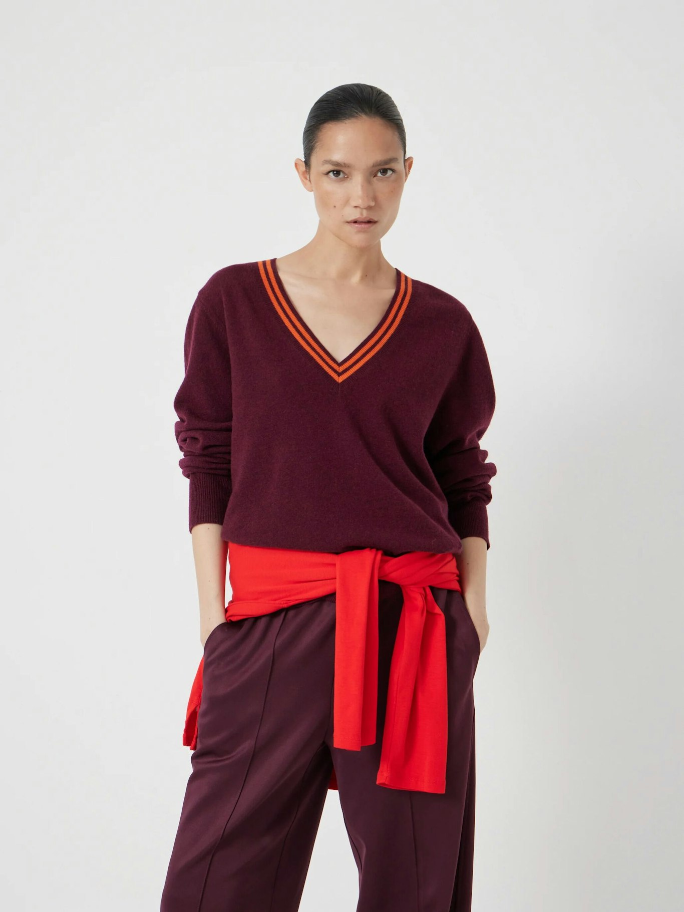 013456-1410-02 Merino Wool V Neck Jumper