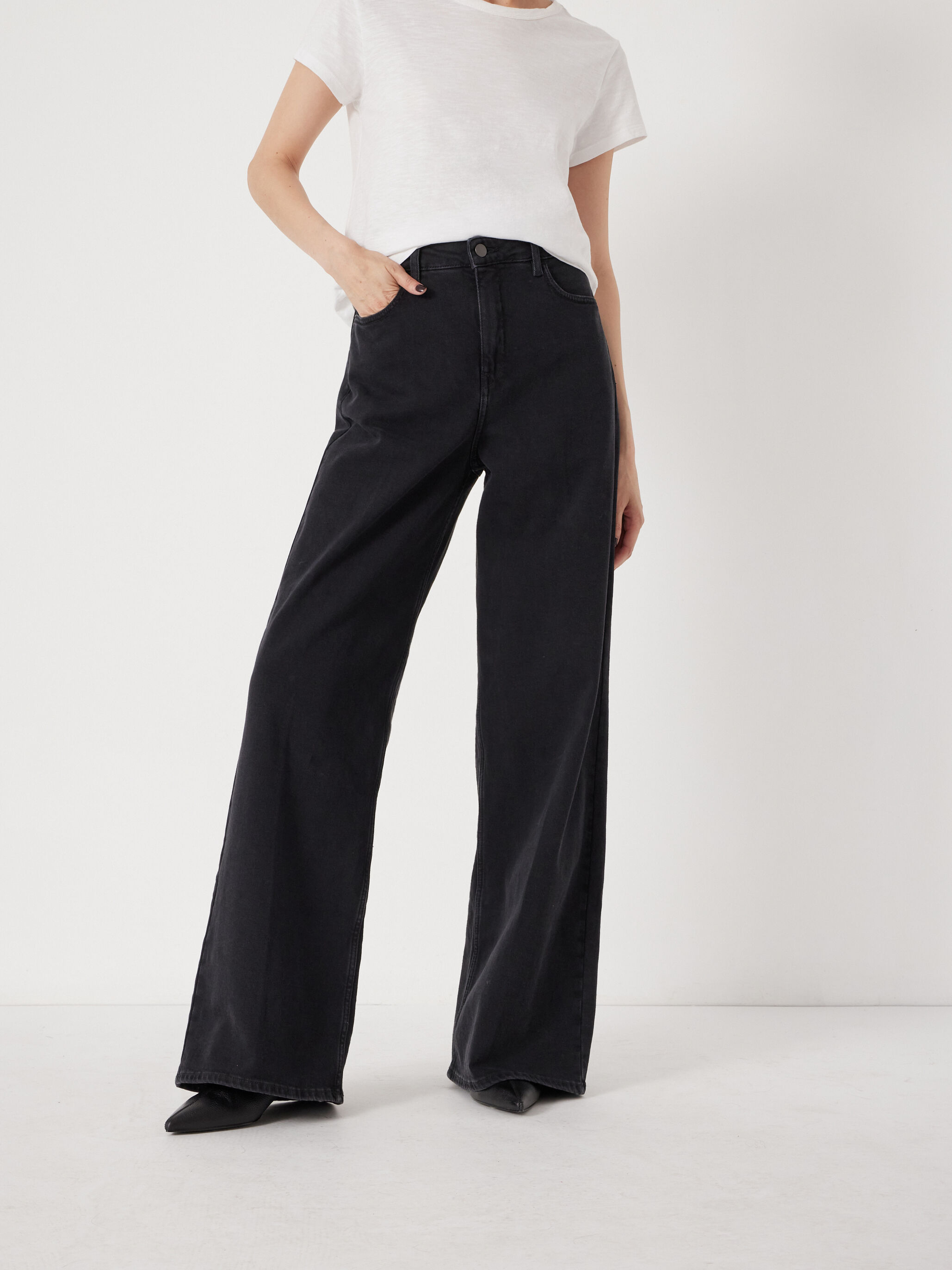Nessa Wide Leg Jeans