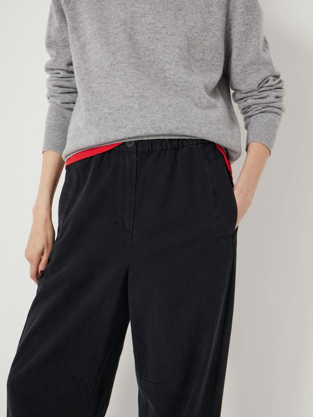 012702-0532-04 Jack Barrel Leg Pull On Trousers