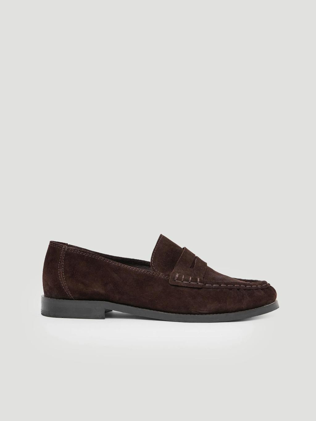 014426-0450-02 Suede Almond Toe Loafers