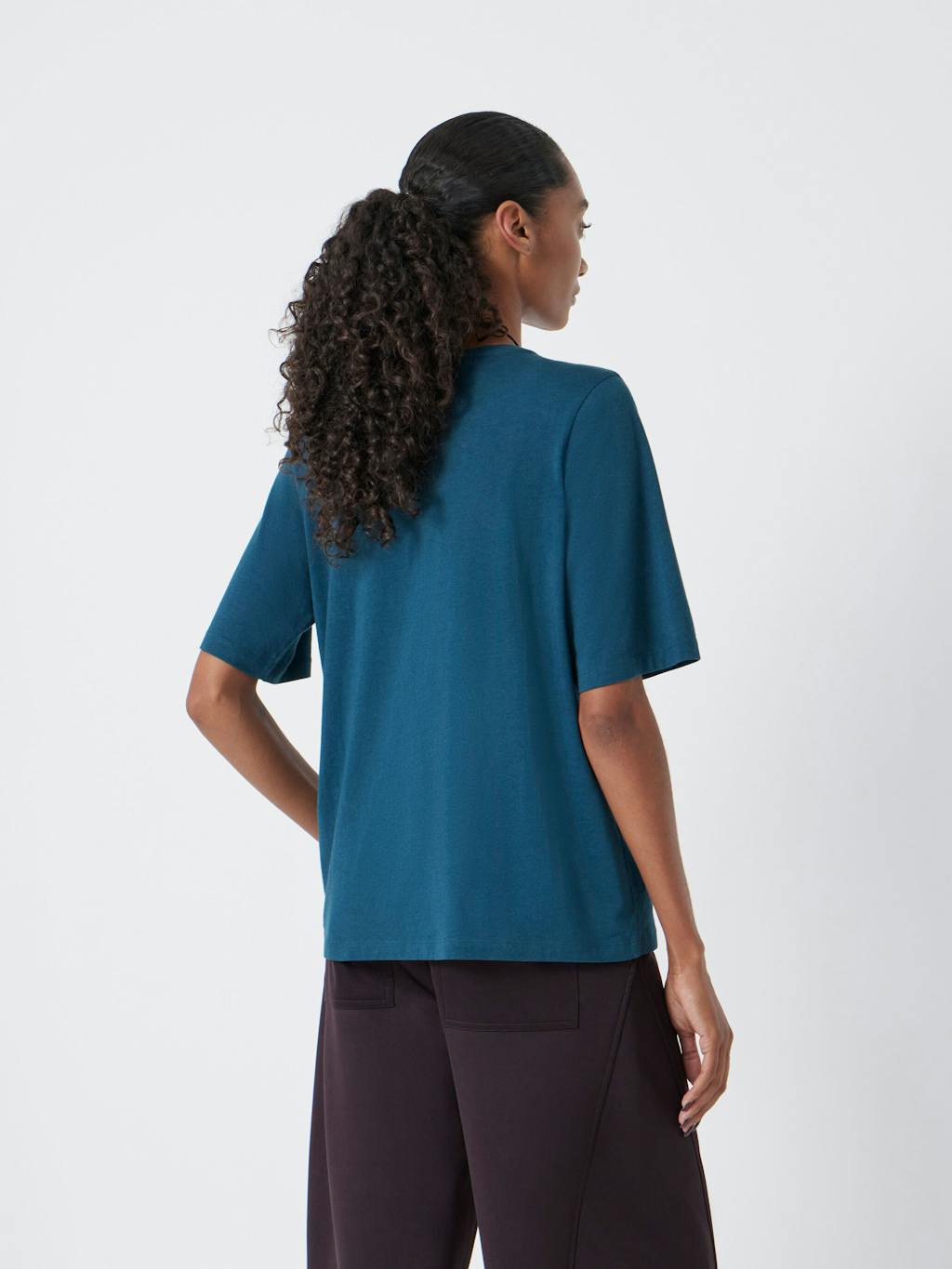 012549-1709-04 Reece Drapey T-Shirt