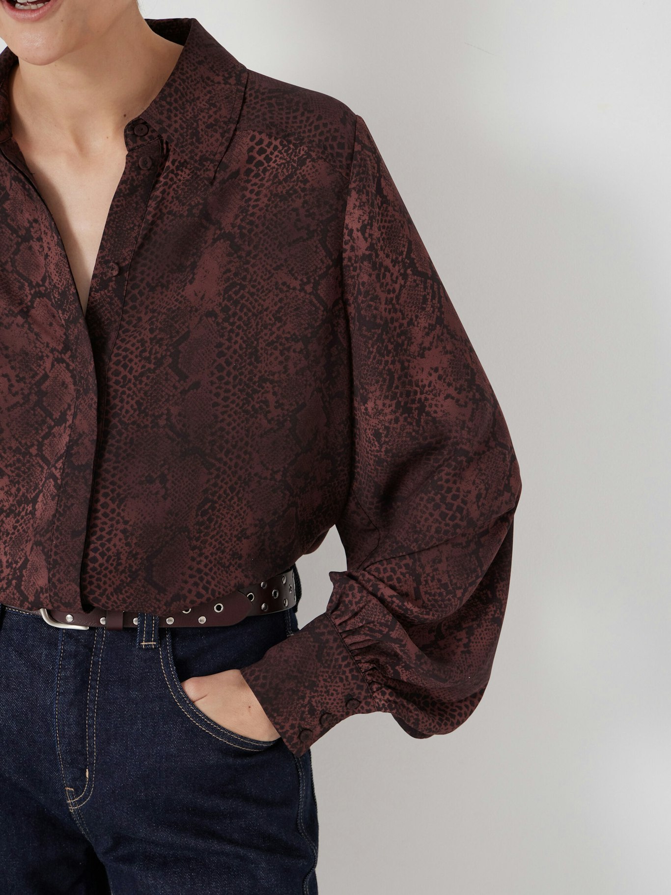 013814-4828-04 Chiffon Printed Long Sleeve Shirt