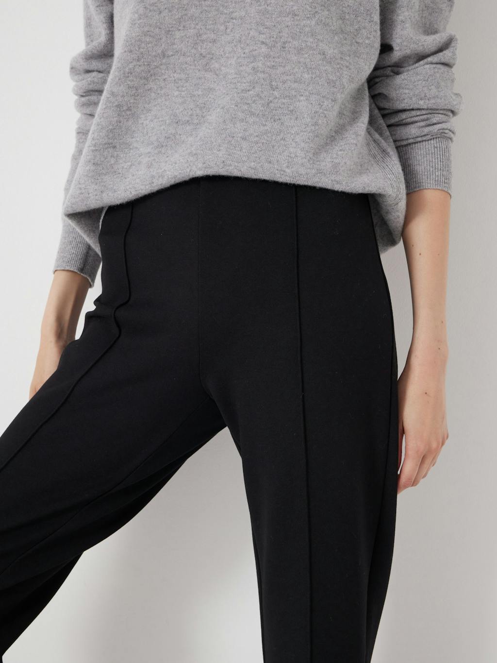 014230-0456-04 Kick Flare Ponte Trousers