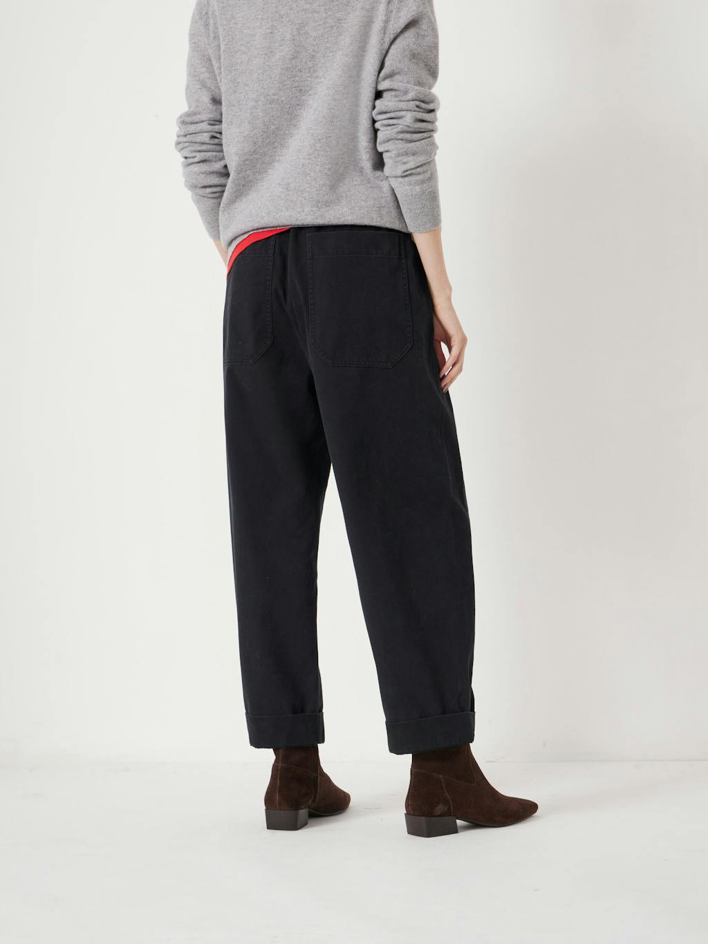 012702-0532-05 Jack Barrel Leg Pull On Trousers