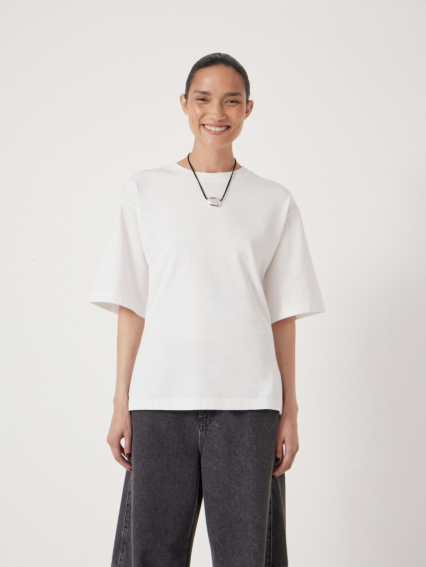 013785-0001-02 Zip Back Cotton T-Shirt