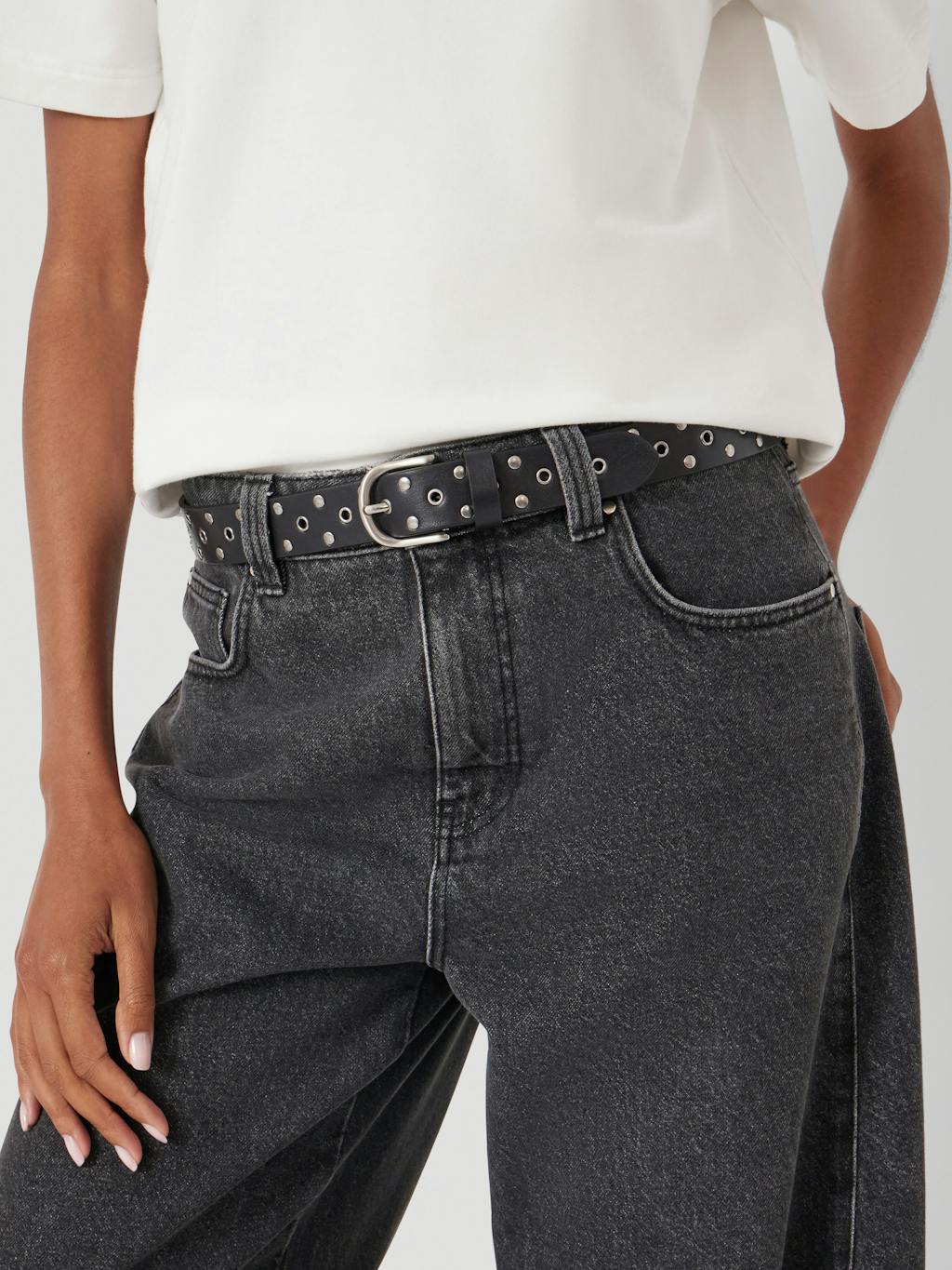 013724-0456-05 Eyelet Leather Belt